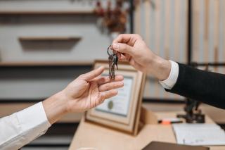 SCI familiale : création, fiscalité et transmission